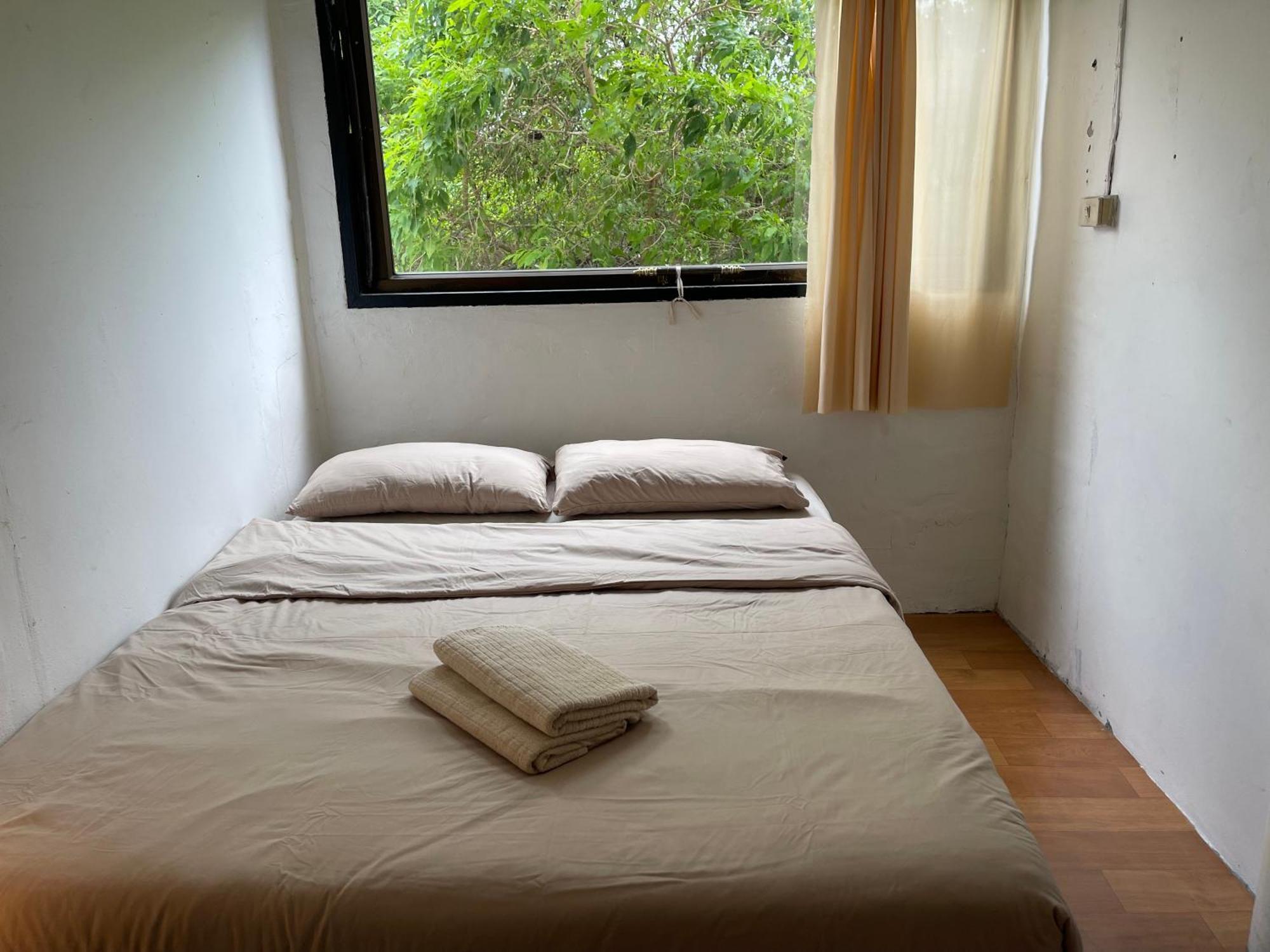 Budget Room Koh Phangan Pier With Ac Kültér fotó
